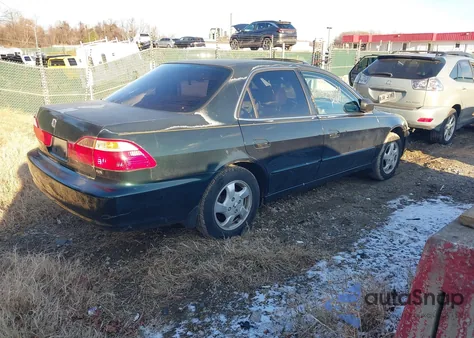 2000 Honda Accord 2.3 Ex from USA, damaged, VIN 1HGCG6680YA157737